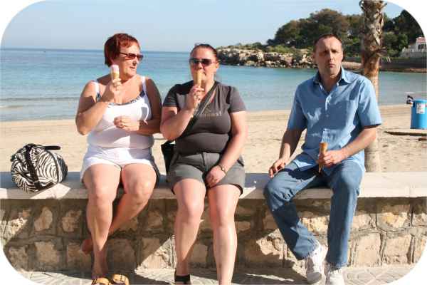 2008 03 12 benidorm benidorm 2008 denise sykes graham waters julie waters 051 jpg