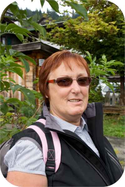 2009 09 12 alpinetour 2009 denise sykes mittenwald motorhome rubywedding 058 jpg