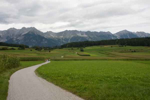 2009 09 16 alpinetour 2009 motorhome natterseecamping rubywedding walking 109 jpg