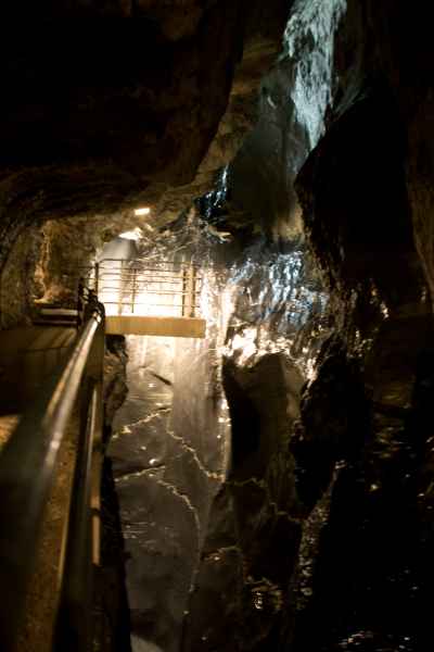 2009 09 18 alpinetour 2009 interlaken motorhome rubywedding trummelbachfalls 140 jpg