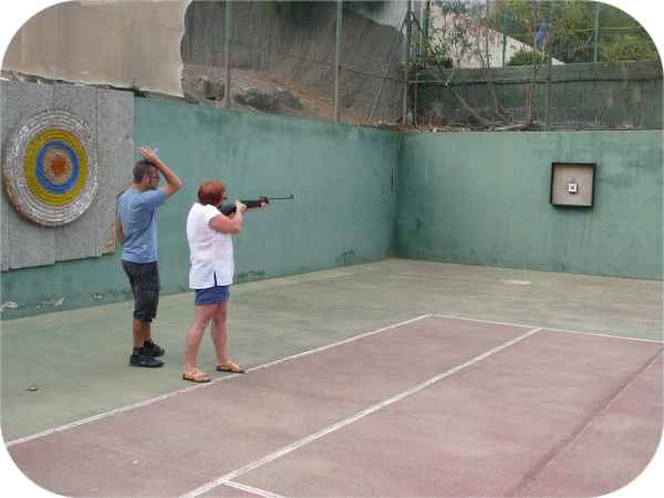 2009 03 20 denise sykes holidays lanzarote lanzarote 2009 shooting 103 jpg