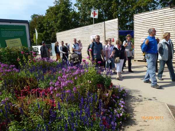 2011 09 16 rhine in flames trip flowershow koblenz motorhome 021 jpg