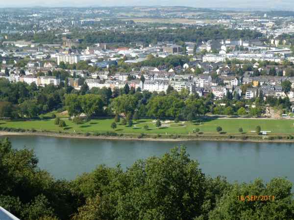 2011 09 16 rhine in flames trip flowershow koblenz motorhome 070 jpg