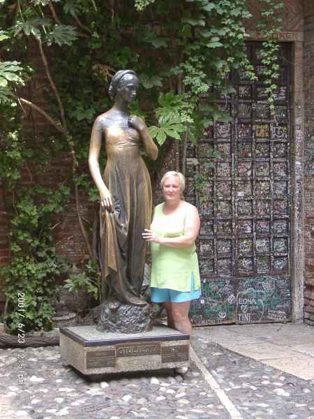2001 06 23 denise sykes italy 2001 verona 087 jpg 3