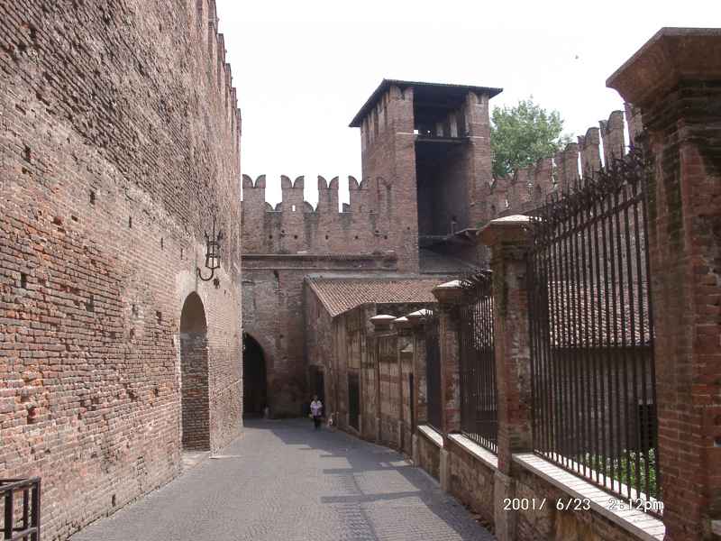 2001 06 23 italy 2001 verona 094 jpg 3