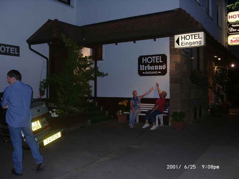 2001 06 25 dave goulty denise sykes hielbron italy 2001 linda 109 jpg