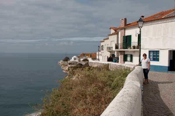 2012 03 06 portugal 2012 denise sykes nazare 225 jpg