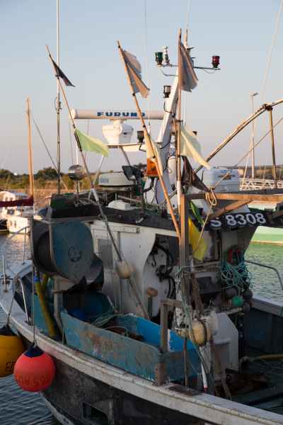 2014 07 15 ars en re boats france2014 motorhome 093 jpg