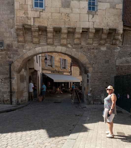 2023 08 27 denise sykes semur en auxois 044  2