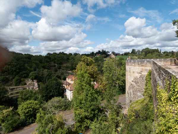 2023 08 27 denise sykes semur en auxois 059  2