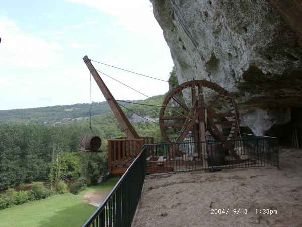 2004 09 03 caves dordogne eyzies france goldwing tremolat 2004 walking 109 jpg