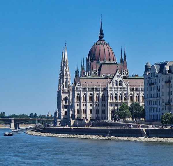 2025 07 02 1052 budapest danube cruise 267  2
