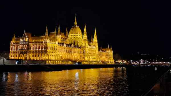 2025 07 02 2204 budapest danube cruise 322  2