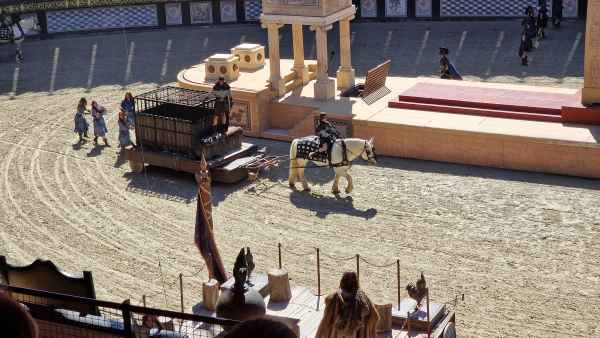  2025 08 08 1151 le signe du triomphe puy du fou 136 