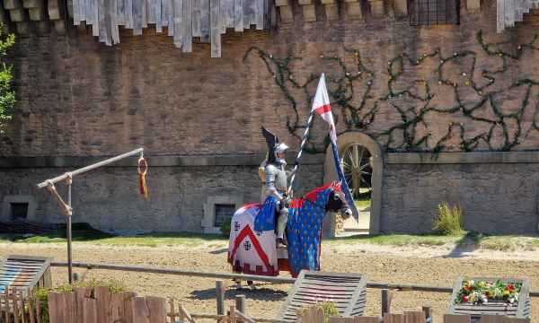  2025 08 08 1335 le ballet des sapeurs puy du fou 139 