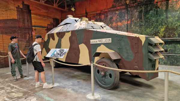  2025 08 10 1259 saumur tanks 069 
