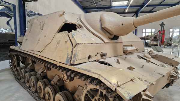  2025 08 10 1313 saumur tanks 228 
